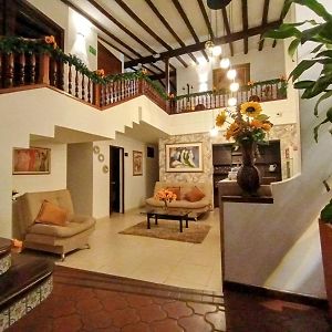 Aguacatala Hotel Boutique